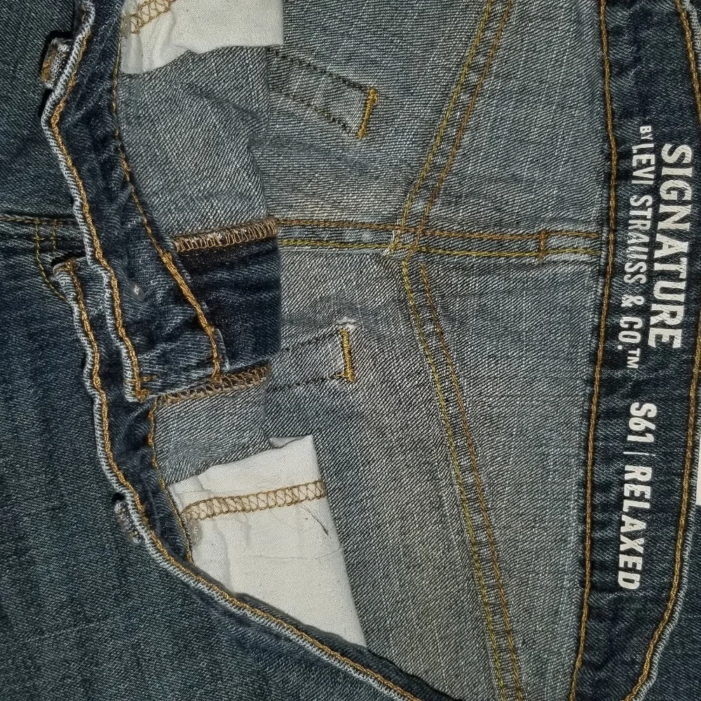 Signature blue Levi's S61 relaxed fit denim jeans 32x30